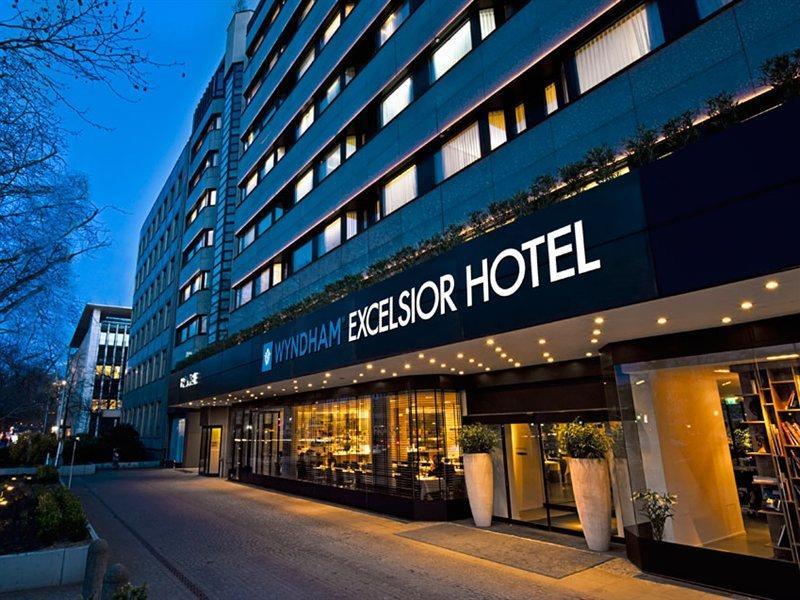 Отель Wyndham Berlin Excelsior Экстерьер фото