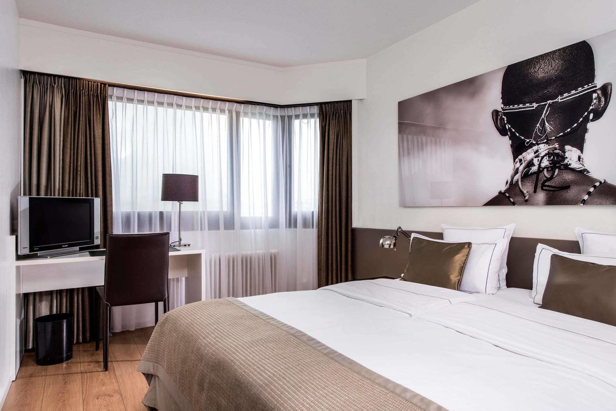 Отель Wyndham Berlin Excelsior Экстерьер фото